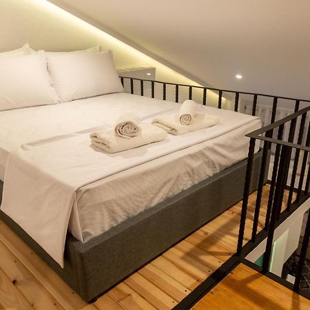 מלון טיראנה Cozy Loft-Blloku Downtown מראה חיצוני תמונה