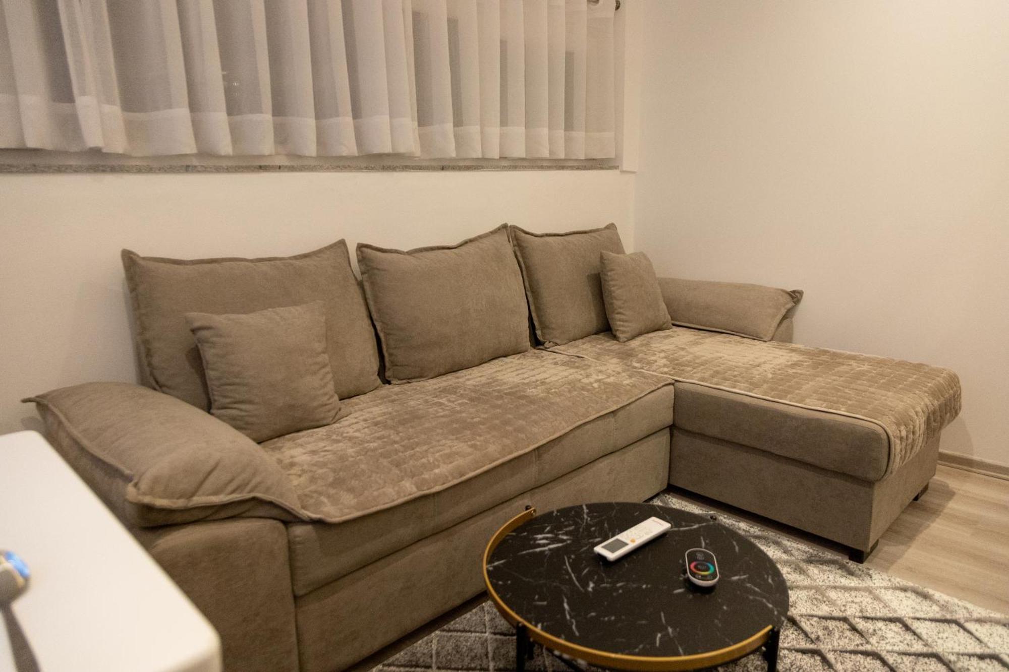 מלון טיראנה Cozy Loft-Blloku Downtown מראה חיצוני תמונה